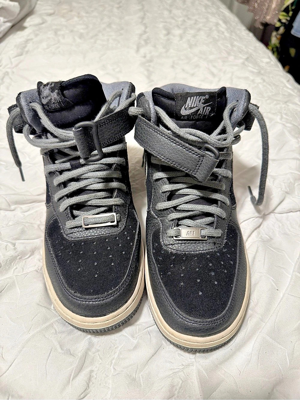 Nike Air Force 1 Mid '07 High Top Sneakers in Black & White